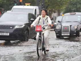 英国天气:凶猛的大西洋风暴正以每小时55英里的速度向英国移动